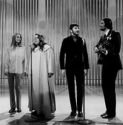 Michelle Phillips, Cass Elliot, Denny Doherty and John Phillips in 1968