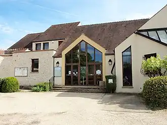 The town hall in Valpuiseaux