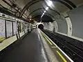 Northern line northbound platform looking south, July 2008